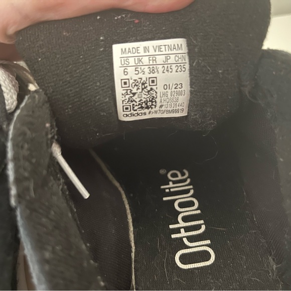 ADIDAS CAMPUS 00s BLACK AND WHITE - Picture 6 of 6